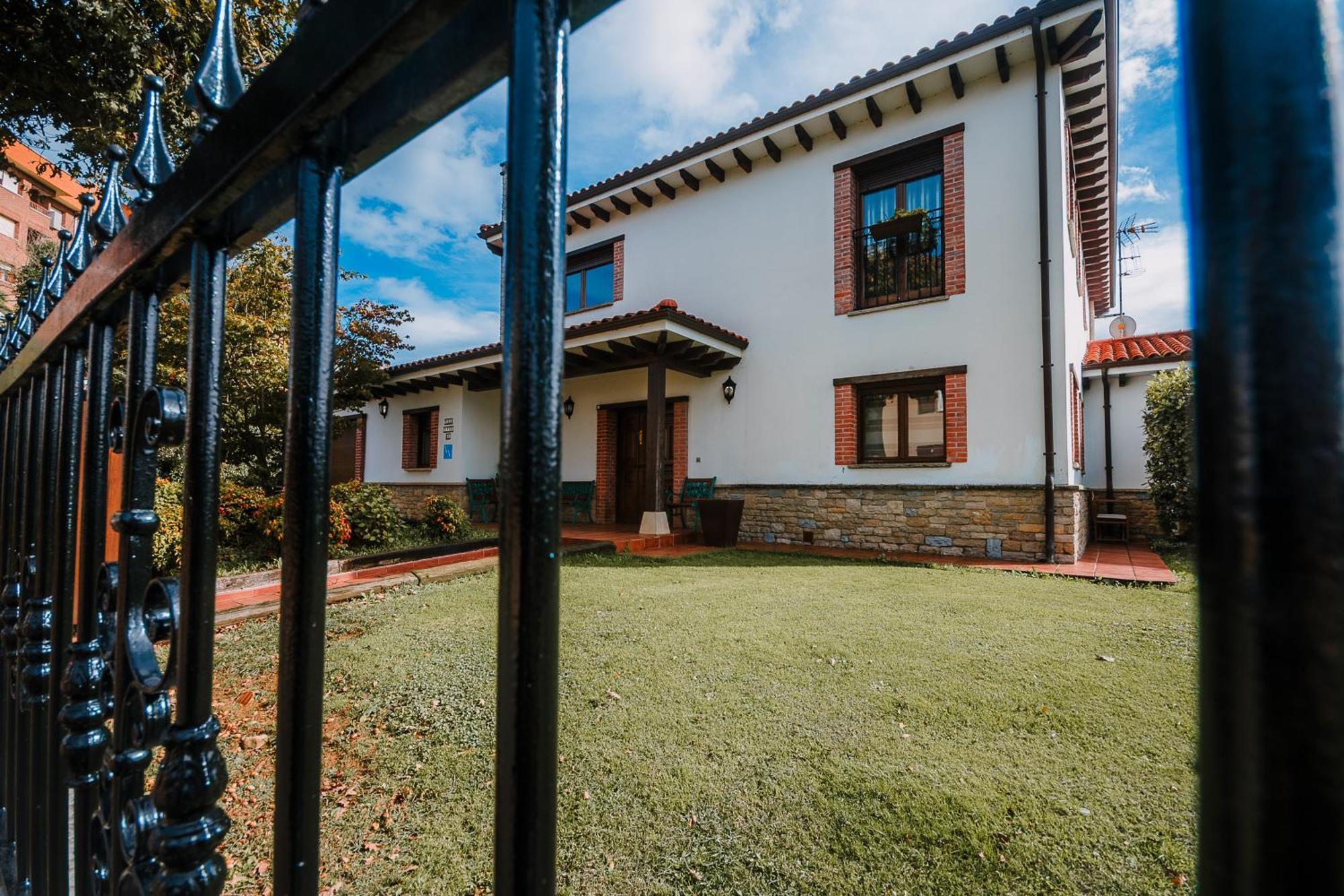 Villa Tiviti Oviédo Exterior foto